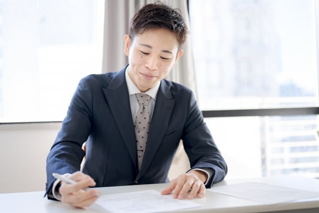 自治体入札支援サービスで書類作成の煩雑さを解消する